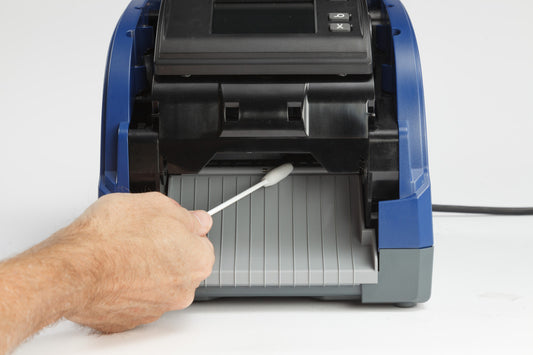 La importancia de la limpieza y mantenimiento preventivo en impresoras industriales